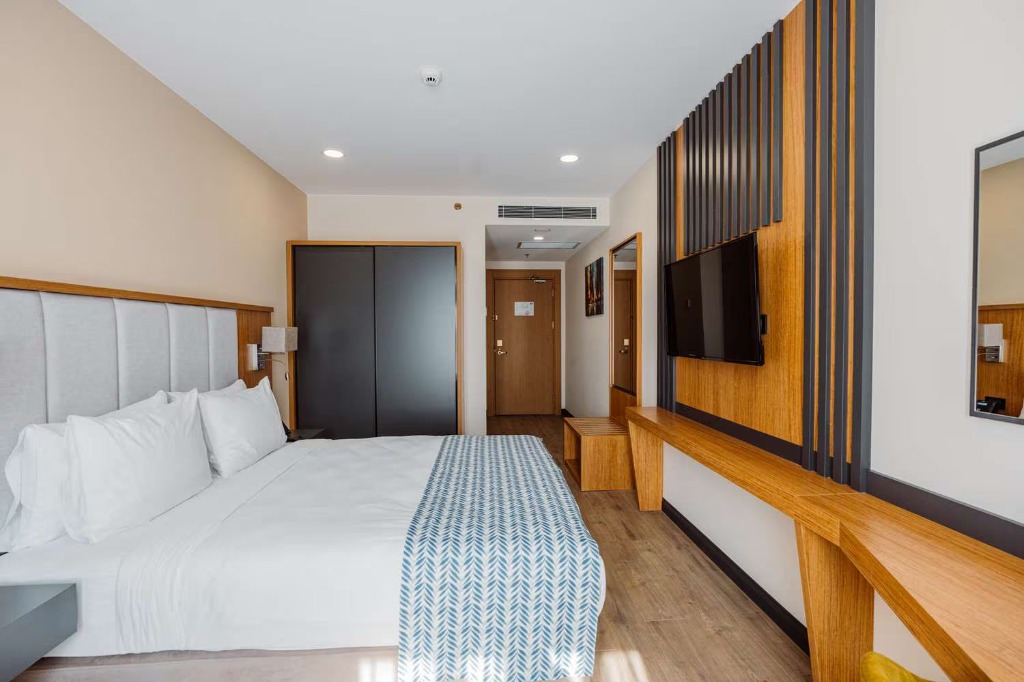 Best Western Plus Batumi - Deluxe Room